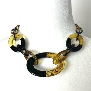 Tortoise Style Choker Necklace